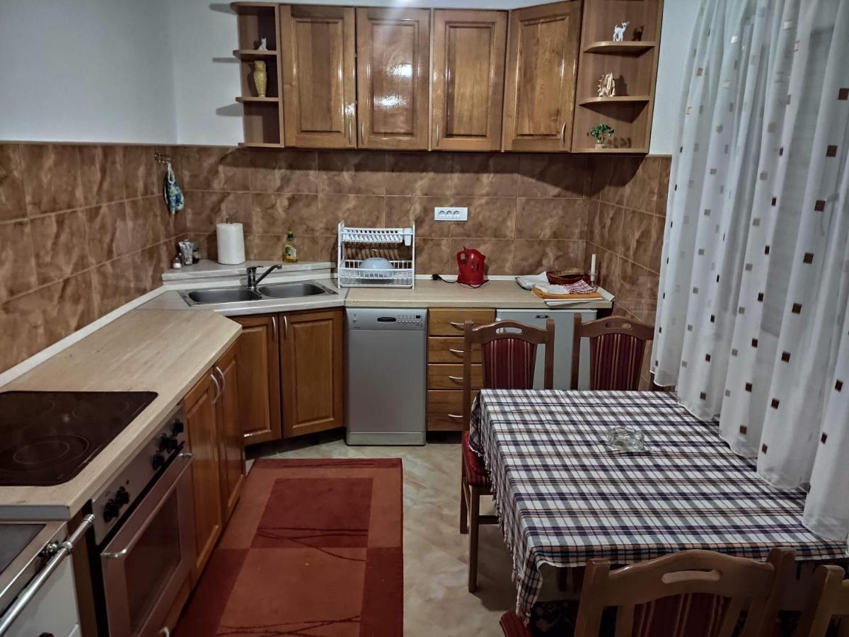Apartman Kaljevic Apartamento Žabljak Exterior foto